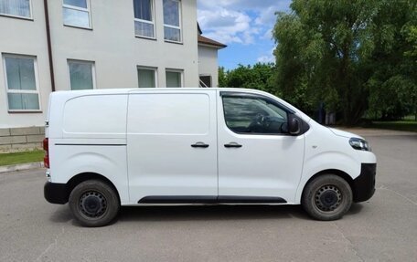 Citroen Jumpy III, 2017 год, 1 630 000 рублей, 8 фотография