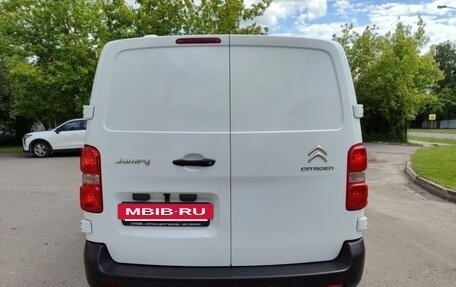 Citroen Jumpy III, 2017 год, 1 630 000 рублей, 7 фотография