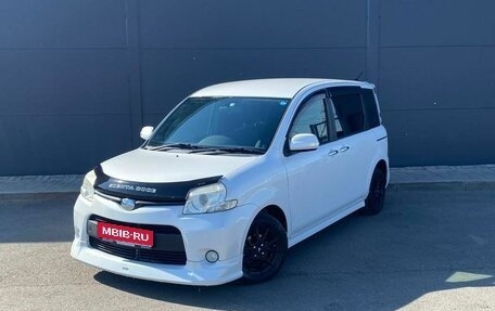 Toyota Sienta I, 2013 год, 1 100 000 рублей, 1 фотография