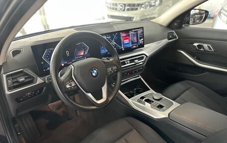 BMW 3 серия, 2022 год, 3 698 000 рублей, 14 фотография