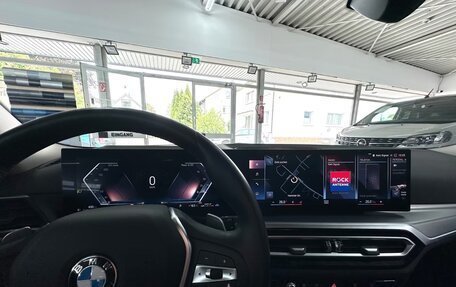 BMW 3 серия, 2022 год, 3 698 000 рублей, 15 фотография