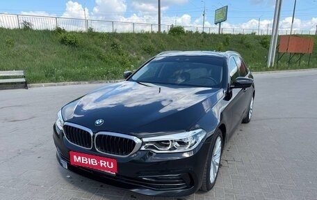 BMW 5 серия, 2019 год, 2 990 000 рублей, 1 фотография
