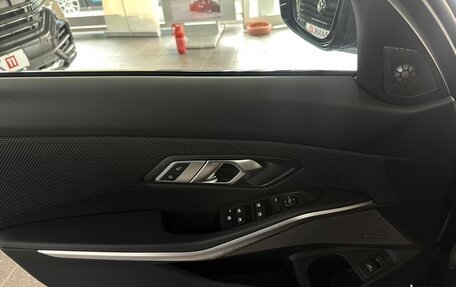 BMW 3 серия, 2022 год, 3 698 000 рублей, 19 фотография