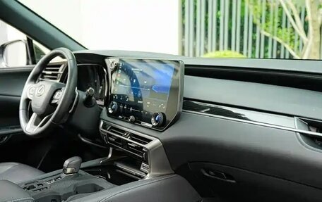 Lexus RX IV рестайлинг, 2025 год, 7 078 010 рублей, 12 фотография
