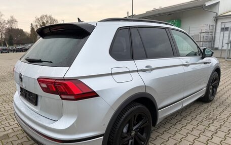 Volkswagen Tiguan, 2023 год, 3 558 000 рублей, 7 фотография