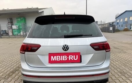 Volkswagen Tiguan, 2023 год, 3 558 000 рублей, 6 фотография