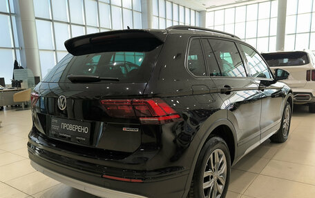 Volkswagen Tiguan II, 2019 год, 2 799 000 рублей, 6 фотография