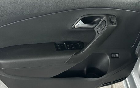 Volkswagen Polo VI (EU Market), 2017 год, 1 230 000 рублей, 24 фотография