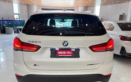 BMW X1, 2022 год, 2 200 000 рублей, 6 фотография