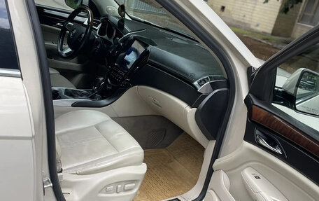 Cadillac SRX II рестайлинг, 2010 год, 1 100 000 рублей, 12 фотография
