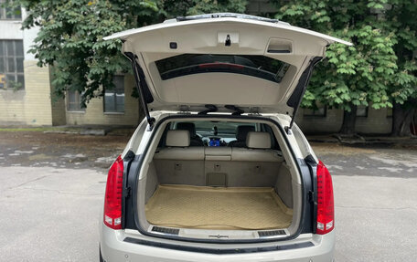 Cadillac SRX II рестайлинг, 2010 год, 1 100 000 рублей, 7 фотография