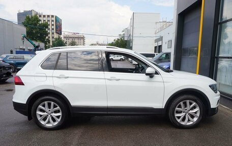 Volkswagen Tiguan II, 2020 год, 2 823 000 рублей, 4 фотография