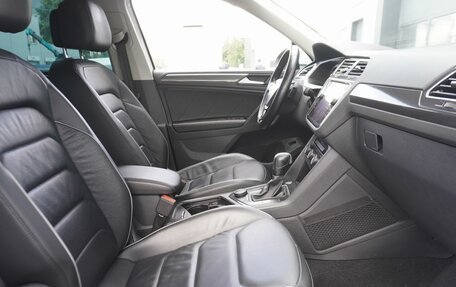 Volkswagen Tiguan II, 2020 год, 2 823 000 рублей, 11 фотография