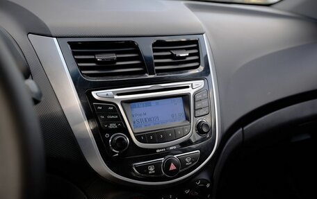Hyundai Solaris II рестайлинг, 2013 год, 728 000 рублей, 9 фотография