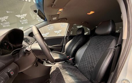 Hyundai Solaris II рестайлинг, 2016 год, 1 080 000 рублей, 10 фотография