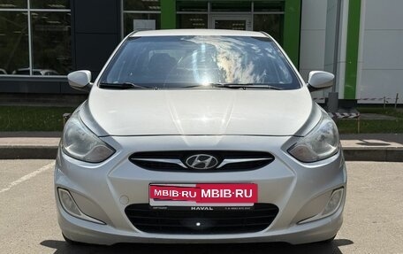 Hyundai Solaris II рестайлинг, 2013 год, 650 000 рублей, 2 фотография