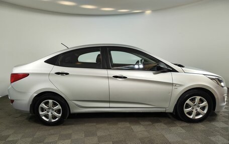 Hyundai Solaris II рестайлинг, 2015 год, 865 000 рублей, 5 фотография