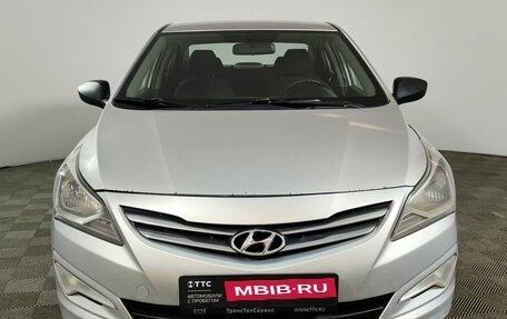 Hyundai Solaris II рестайлинг, 2015 год, 865 000 рублей, 2 фотография