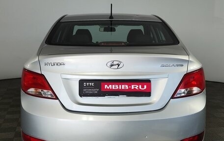 Hyundai Solaris II рестайлинг, 2015 год, 865 000 рублей, 7 фотография