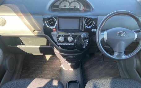 Toyota Sienta I, 2013 год, 1 100 000 рублей, 18 фотография
