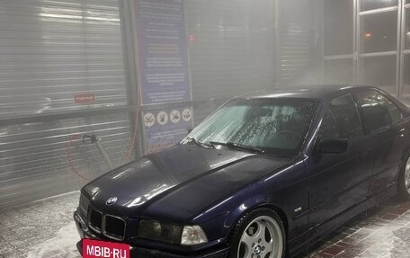 BMW 3 серия, 1997 год, 580 000 рублей, 14 фотография