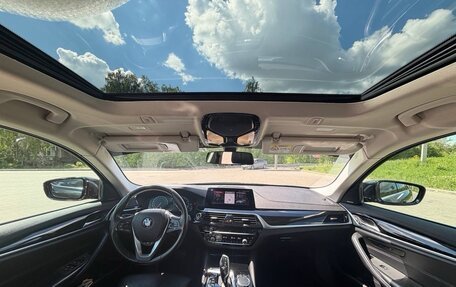BMW 5 серия, 2019 год, 2 990 000 рублей, 17 фотография