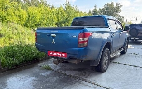 Mitsubishi L200 IV рестайлинг, 2017 год, 1 850 000 рублей, 4 фотография