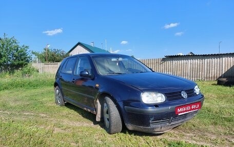 Volkswagen Golf IV, 1998 год, 175 000 рублей, 2 фотография