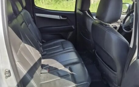 Isuzu D-Max II, 2016 год, 1 445 000 рублей, 4 фотография