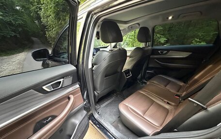 Chery Tiggo 8 Pro, 2022 год, 1 800 000 рублей, 32 фотография