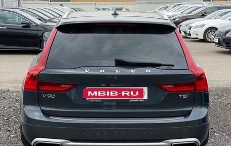 Volvo V90 Cross Country I рестайлинг, 2017 год, 3 400 000 рублей, 5 фотография