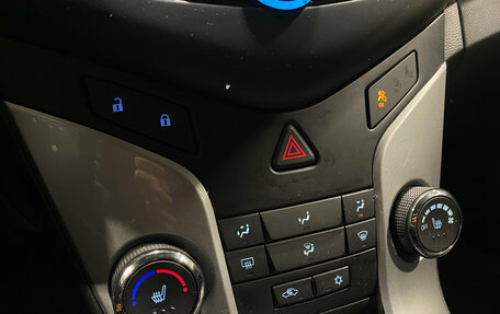 Chevrolet Cruze II, 2014 год, 700 000 рублей, 13 фотография