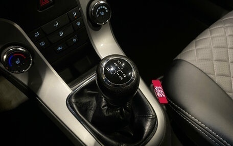 Chevrolet Cruze II, 2014 год, 700 000 рублей, 14 фотография