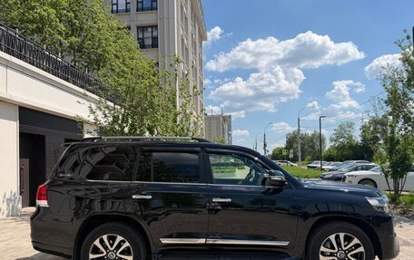 Toyota Land Cruiser 200, 2016 год, 6 000 000 рублей, 4 фотография