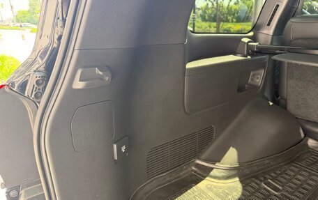 Toyota Land Cruiser 200, 2016 год, 6 000 000 рублей, 22 фотография