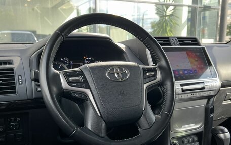 Toyota Land Cruiser Prado 150 рестайлинг 2, 2020 год, 4 890 000 рублей, 16 фотография