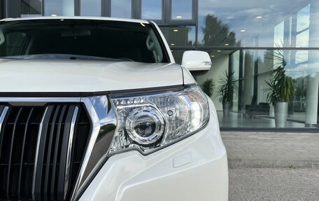 Toyota Land Cruiser Prado 150 рестайлинг 2, 2020 год, 4 890 000 рублей, 9 фотография