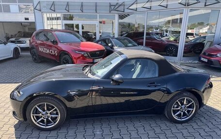Mazda MX-5, 2023 год, 2 683 000 рублей, 4 фотография