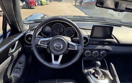 Mazda MX-5, 2023 год, 2 683 000 рублей, 12 фотография