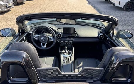Mazda MX-5, 2023 год, 2 683 000 рублей, 11 фотография