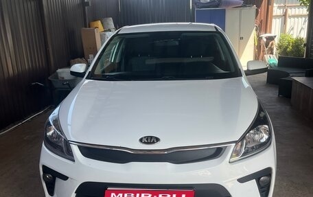 KIA Rio IV, 2018 год, 1 200 000 рублей, 1 фотография