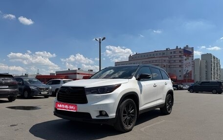 Toyota Highlander III, 2014 год, 2 900 000 рублей, 1 фотография