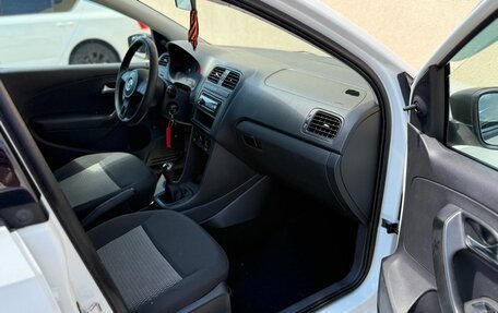 Volkswagen Polo VI (EU Market), 2014 год, 520 000 рублей, 14 фотография