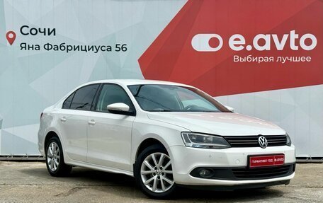 Volkswagen Jetta VI, 2012 год, 949 000 рублей, 3 фотография