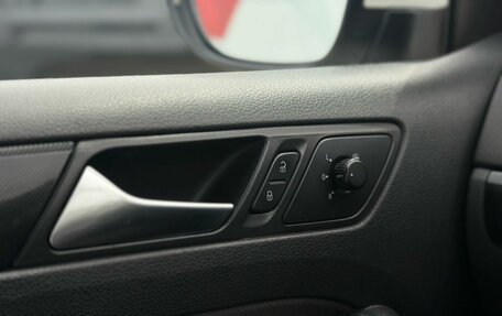 Volkswagen Jetta VI, 2012 год, 949 000 рублей, 17 фотография