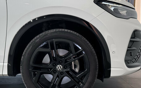 Volkswagen Tiguan, 2025 год, 4 400 000 рублей, 21 фотография
