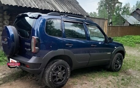 Chevrolet Niva I рестайлинг, 2016 год, 810 000 рублей, 4 фотография