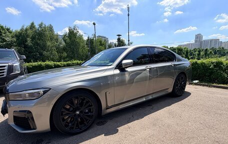 BMW 7 серия, 2019 год, 7 100 000 рублей, 10 фотография