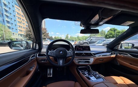 BMW 7 серия, 2019 год, 7 100 000 рублей, 20 фотография
