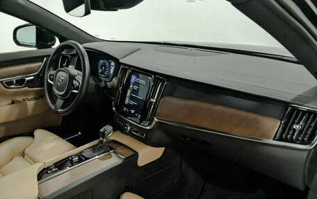 Volvo S90 II рестайлинг, 2019 год, 3 365 000 рублей, 13 фотография